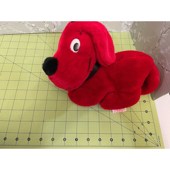 Vintage Clifford The Big Red Dog Plush Stuffed Animal Dakin 1990 Norman Bridwell - Picture 12 of 12